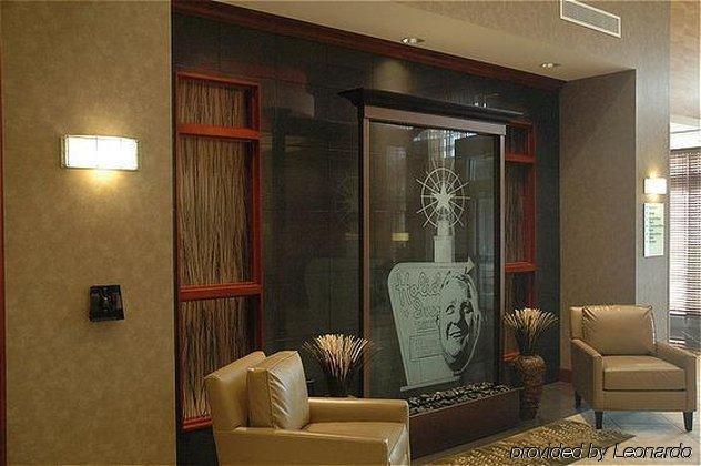 & Memphis-wolfchase Galleria By Ihg Hotel 3*