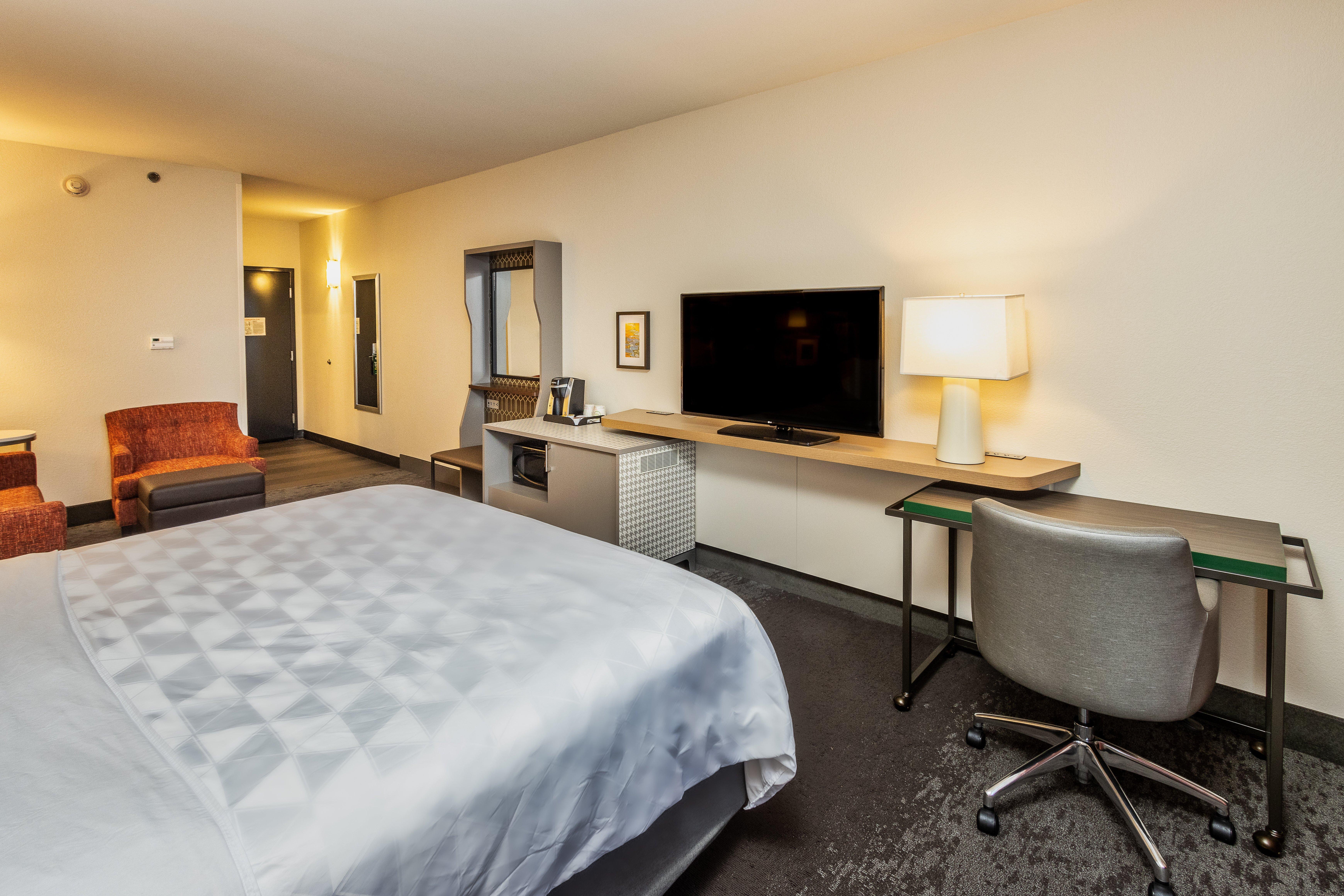 Hotel Holiday & Memphis-wolfchase Galleria By Ihg 3*